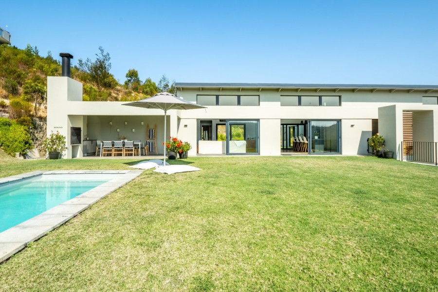 4 Bedroom Property for Sale in Simola Western Cape